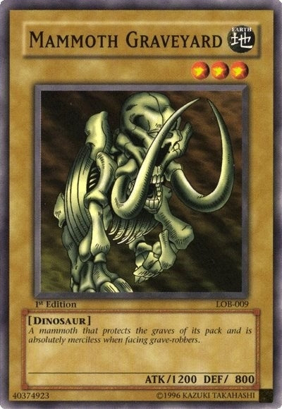 Mammoth Graveyard (LOB-009) (LOB)