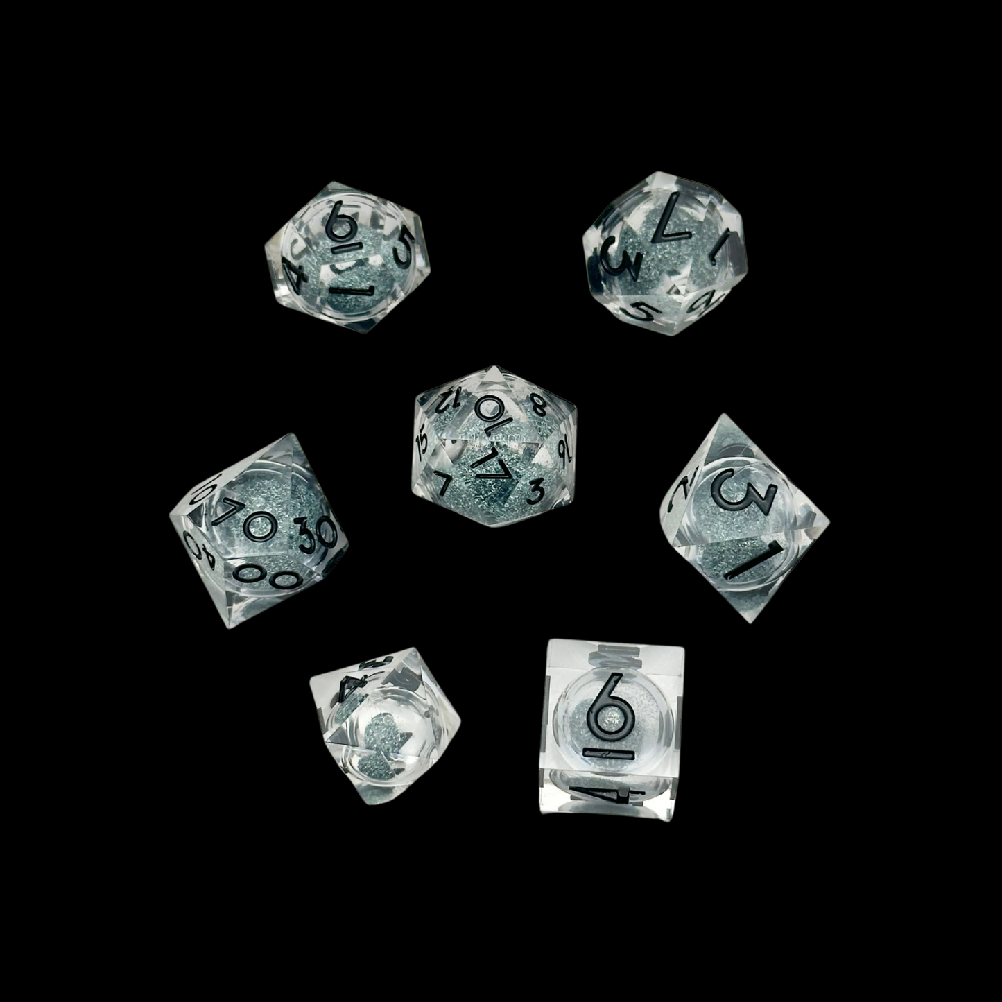 Jeu de dés Donjons et Dragons en résine à noyau liquide Argent/Bleu/Noir