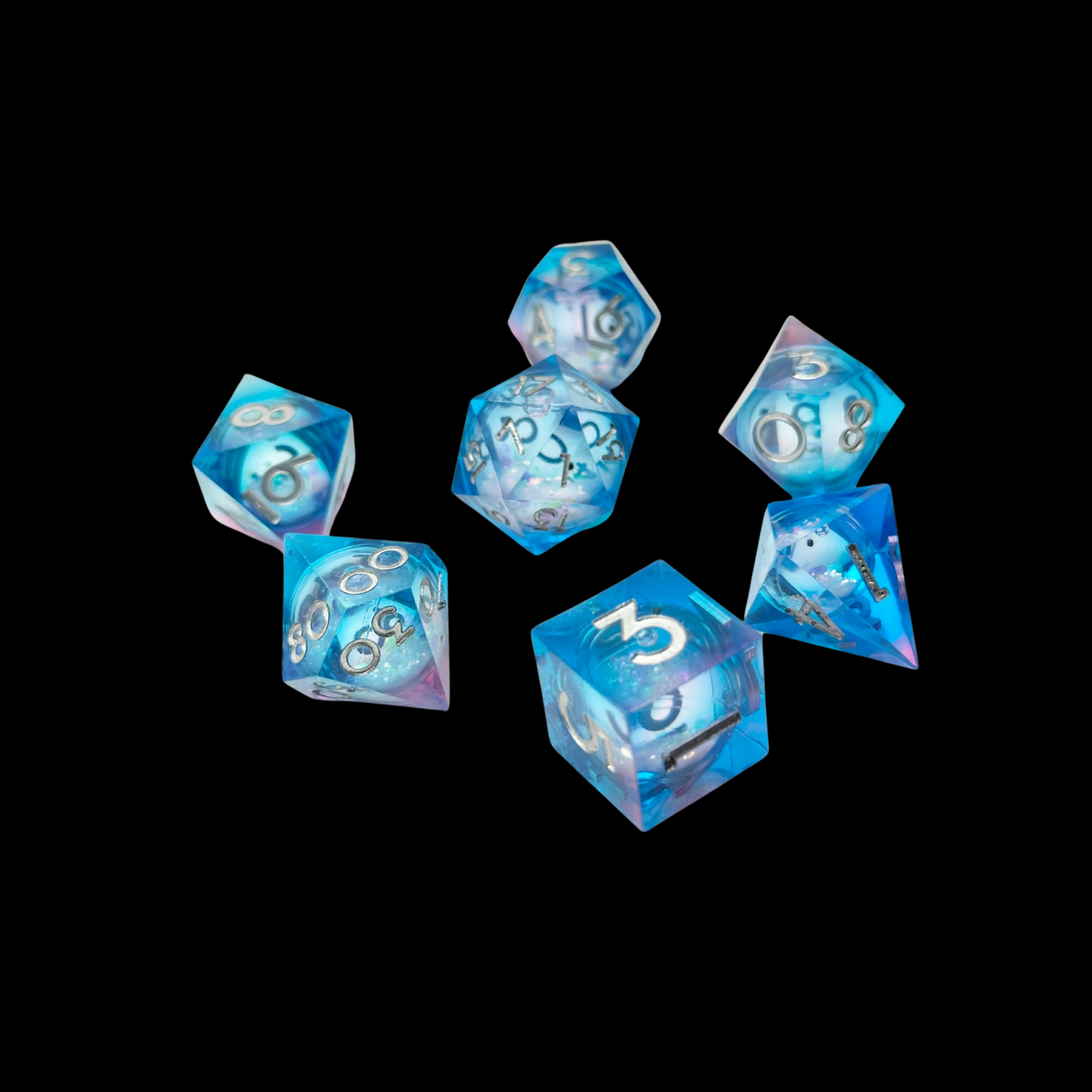Jeu de dés Donjons et Dragons en résine à noyau liquide bleu/rose