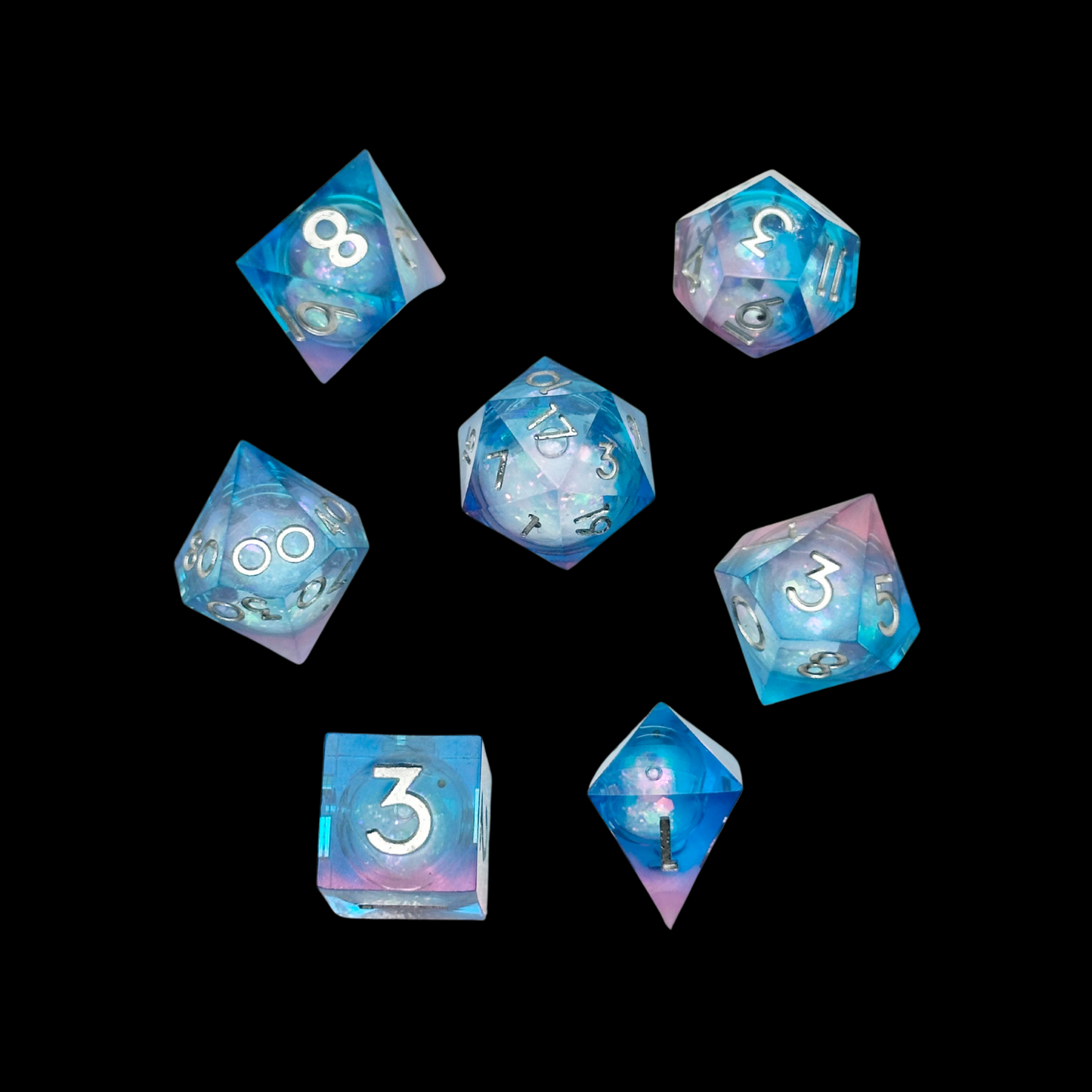 Jeu de dés Donjons et Dragons en résine à noyau liquide bleu/rose